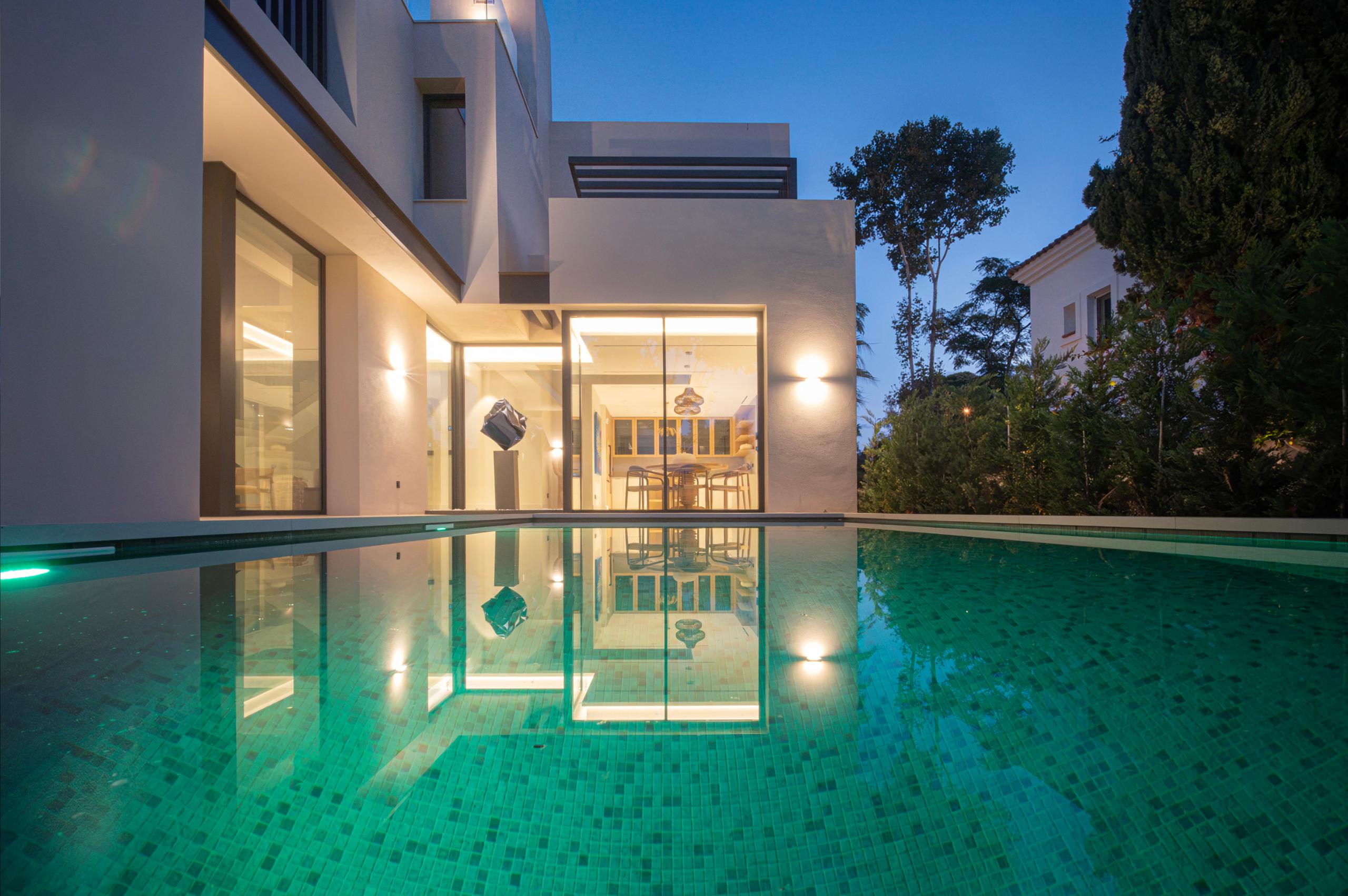 VILLA EN RIO VERDE, MARBELLA